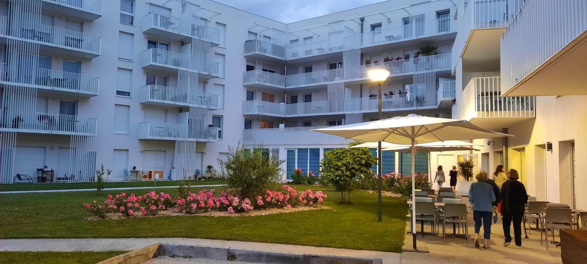 Standard Apartment